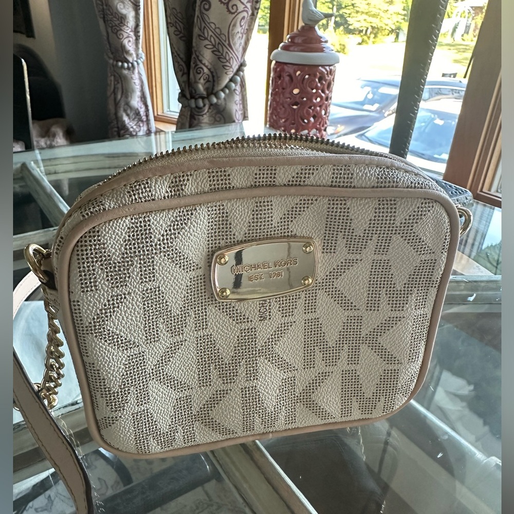 Michael Kors crossbody bag